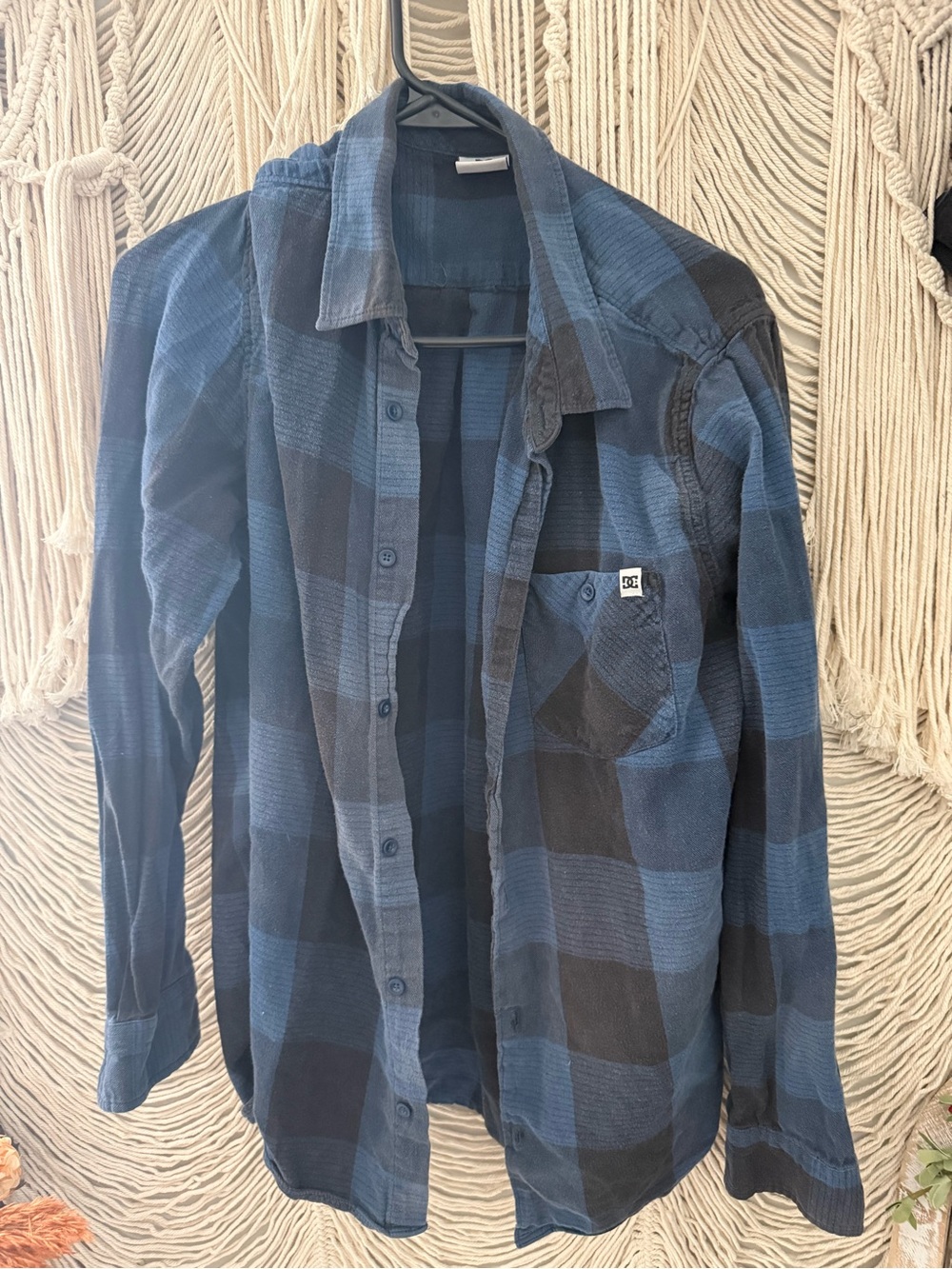 DC Men's Blue and Black Long-Sleeve Plaid Button Shirt